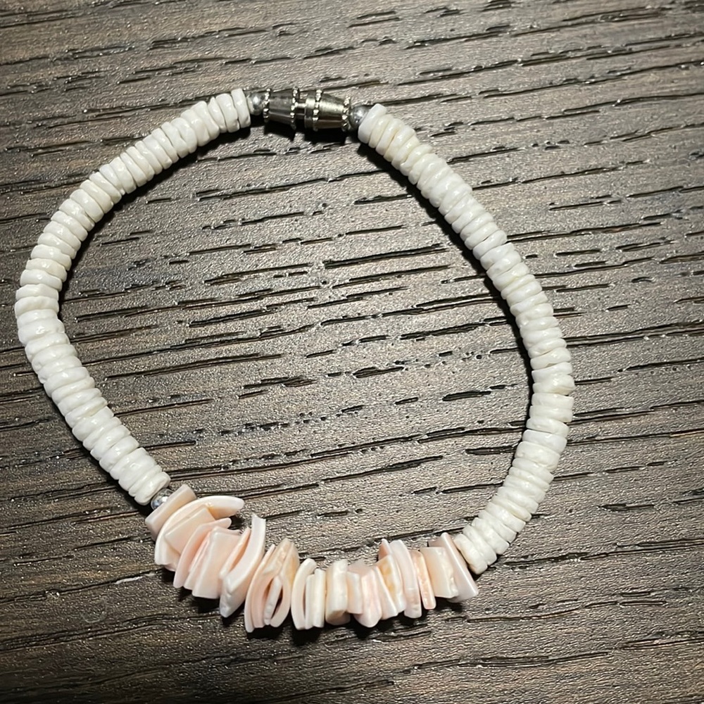 Hawaiian Puka Shell Bracelet